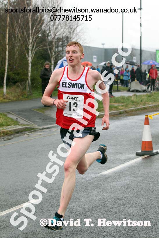Mens relay, Elswick Harriers Relays, Newburn, Newcastle. Photo: David T. Hewitson/Sports for All Pics